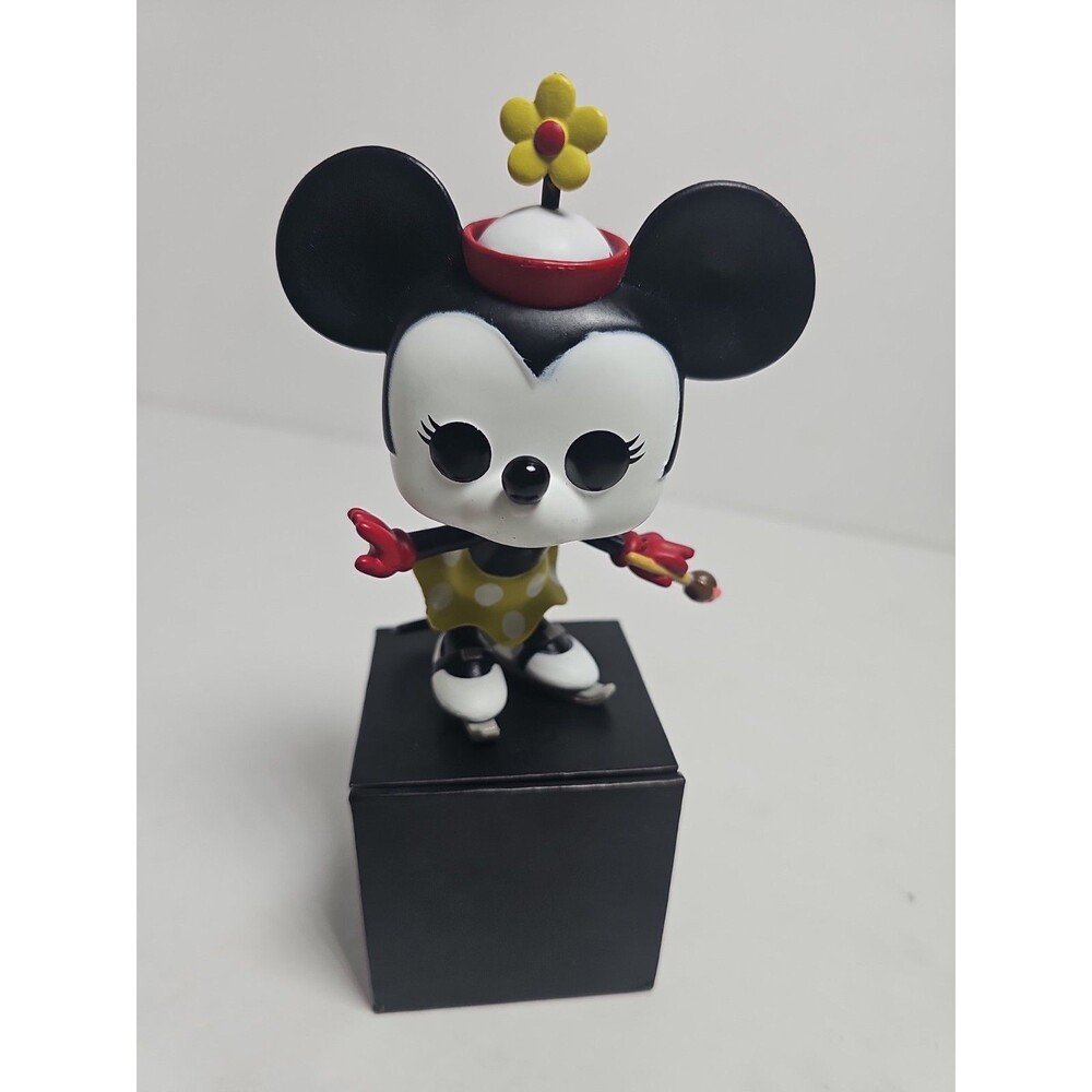 Funko Pop! Disney Archives: Minnie Mouse - Minnie on Ice #1109